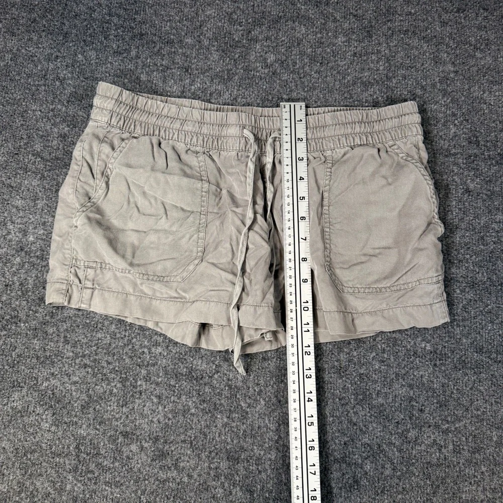 Vineyard Vines Shorts Womens Small S Khaki Tencel Drawstring Elastic Waist Short